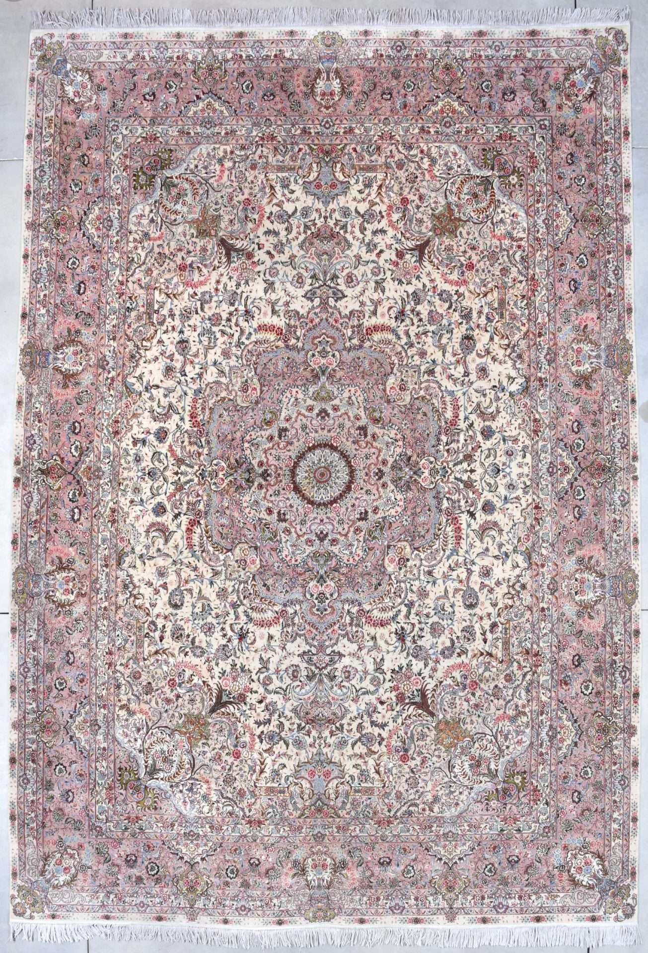 7848 tabriz carpet with silk image